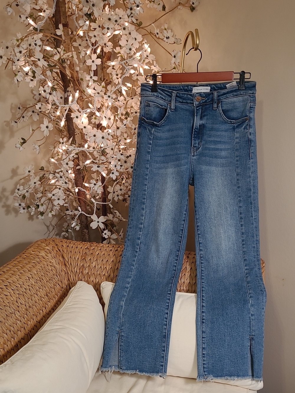 Risen Light Blue Women's Split-Hem Jeans